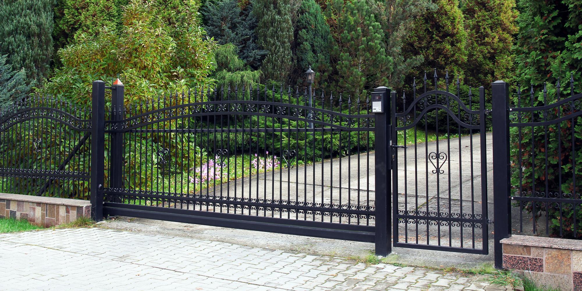 Terkovezes, Dunakeszi, Fot, God, Vac, Veresegyhaz, terko, lerakas, burkolas, terasz, epites, kerites, foldmunka, fahaz, garazs, tarolo, betonozas